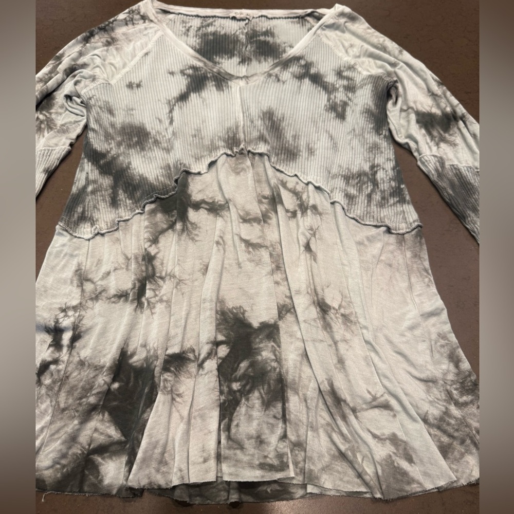 Pol Grey Tie Dye Long Sleeve Jersey Knit Babydoll Top Size S - Picture 7 of 15